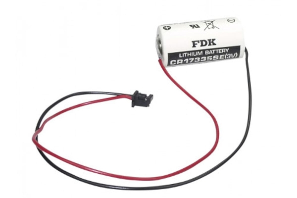 CR17450 3V Li-MnO2 2/3A Batterie mit Stecker Q6BAT